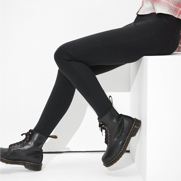 American Eagle Knit X NE(X)T Level High Waisted Jegging - Picture 5 of 8